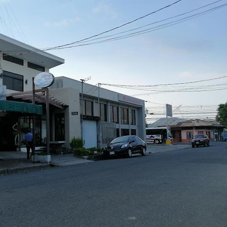 Cabinas Gosen Puntarenas Bagian luar foto