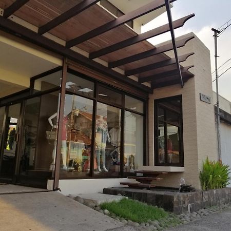 Cabinas Gosen Puntarenas Bagian luar foto