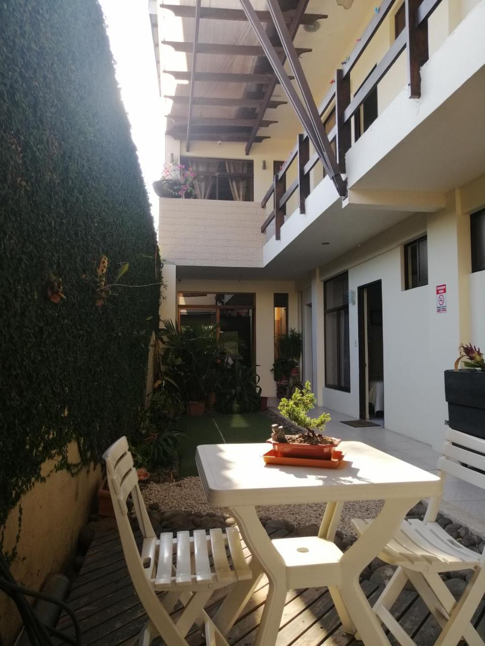 Cabinas Gosen Puntarenas Bagian luar foto