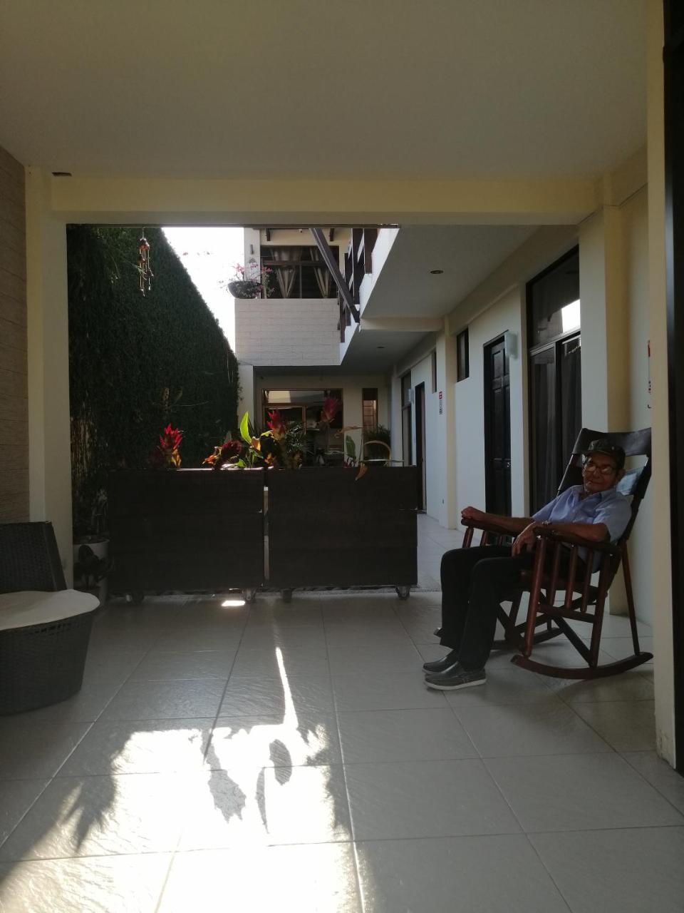 Cabinas Gosen Puntarenas Bagian luar foto